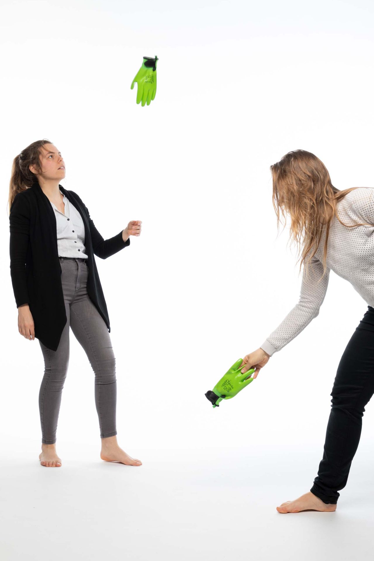 (G)loves for (G)ants by K&A1-5