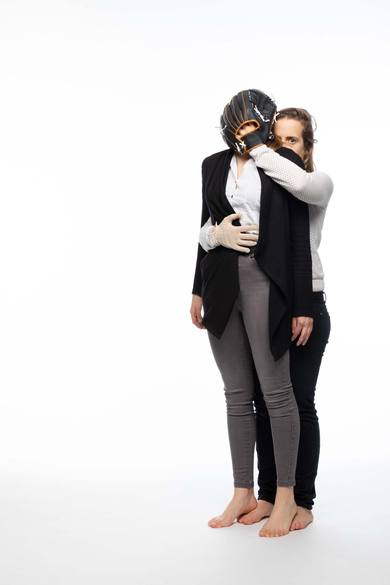 (G)loves for (G)ants by K&A10