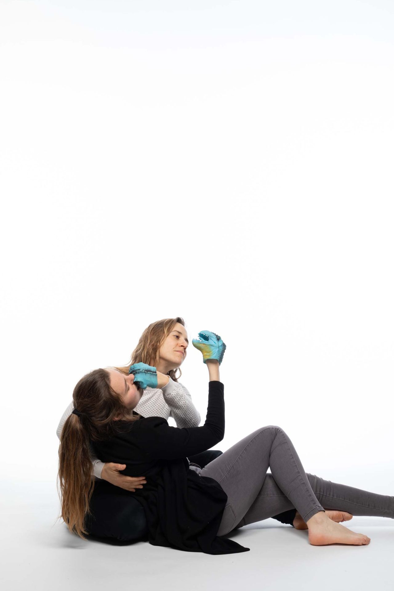 (G)loves for (G)ants by K&A11